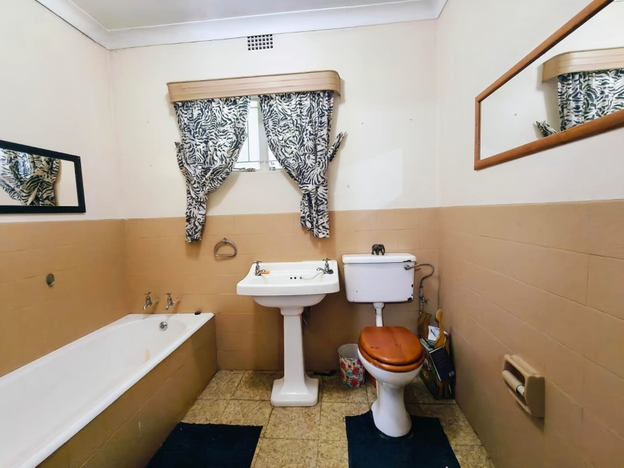 4 Bedroom Property for Sale in Miederpark North West